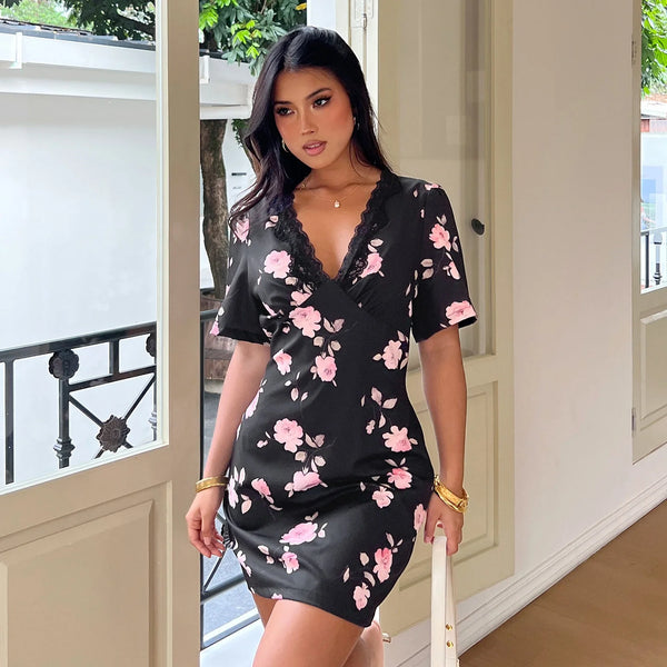 Lace Bodycon Mini Dress