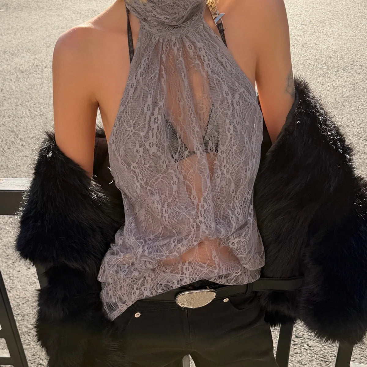 Lace Halter Neck Backless Top [GZB5V7HE]